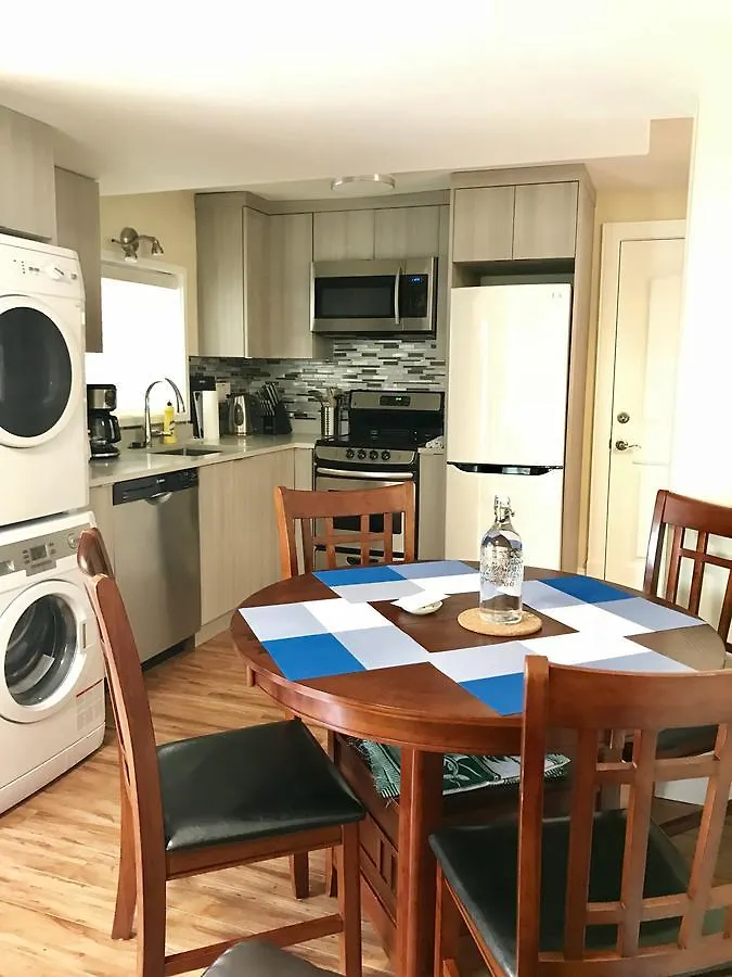 Bay View House Bed & Breakfast Vancouver