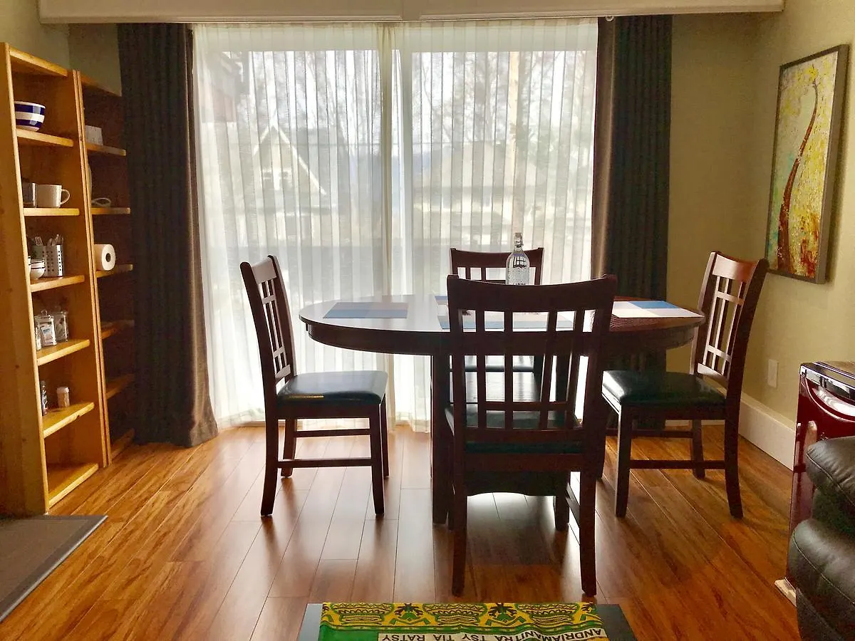 Bay View House Bed & Breakfast Vancouver
